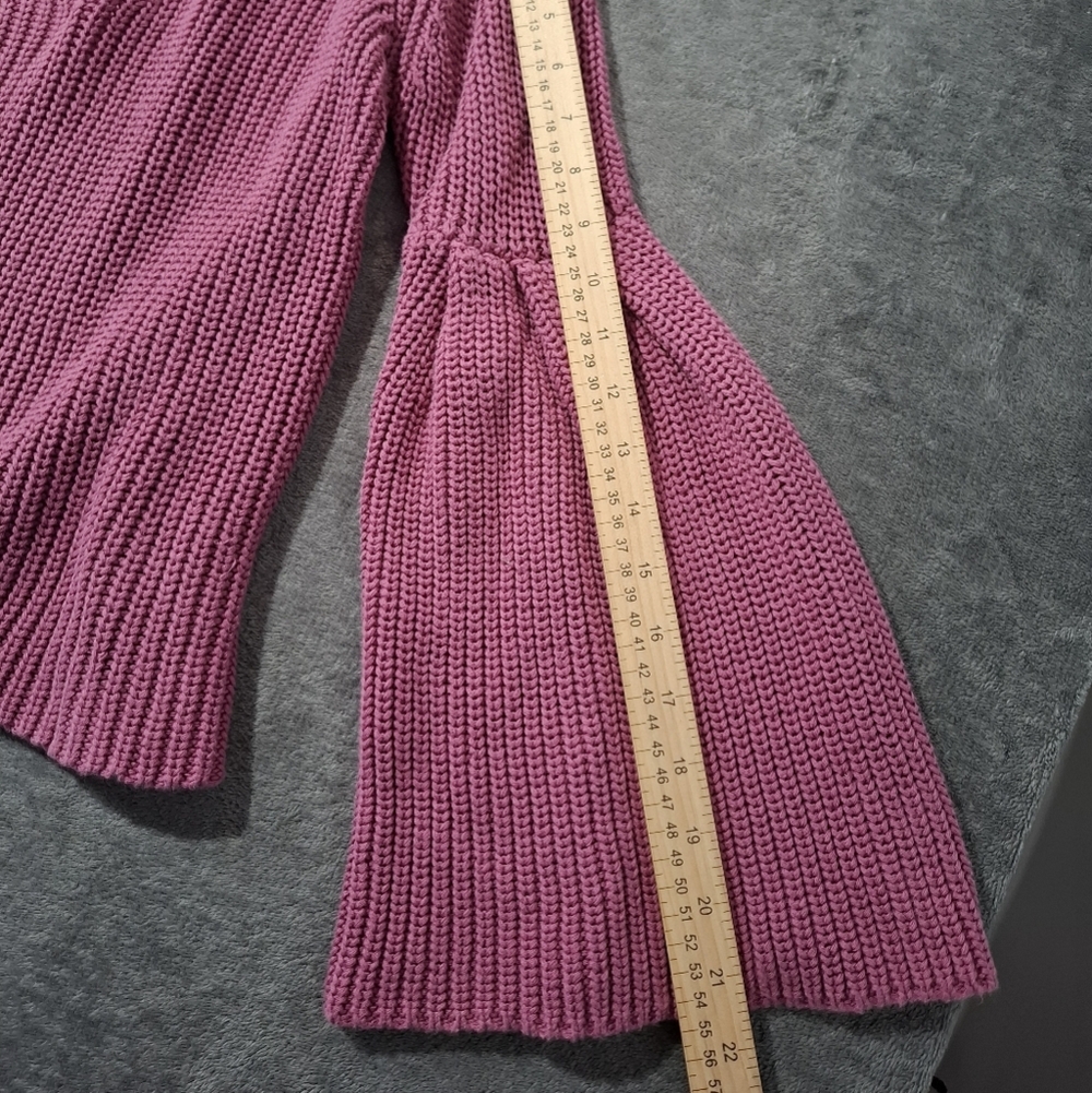 Free People Pink Textured Knit Top Rose Pink Damsel Bell Sleeve V-Neck Boho Sz S - Picture 10 of 12